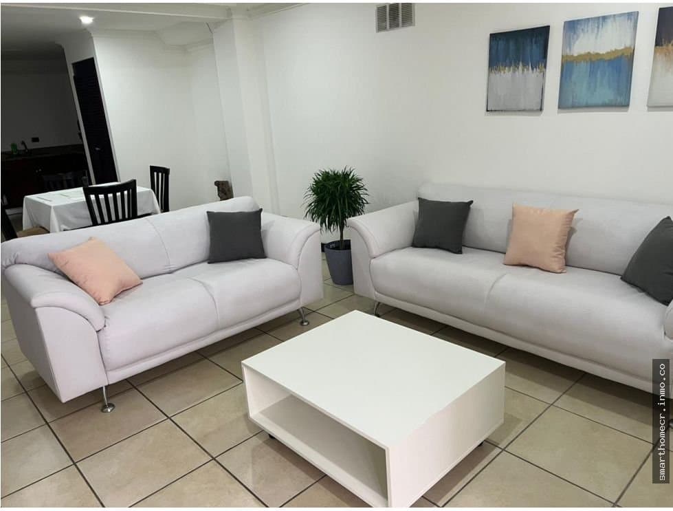Se alquila apartamento en condominio, san rafael, escazu.